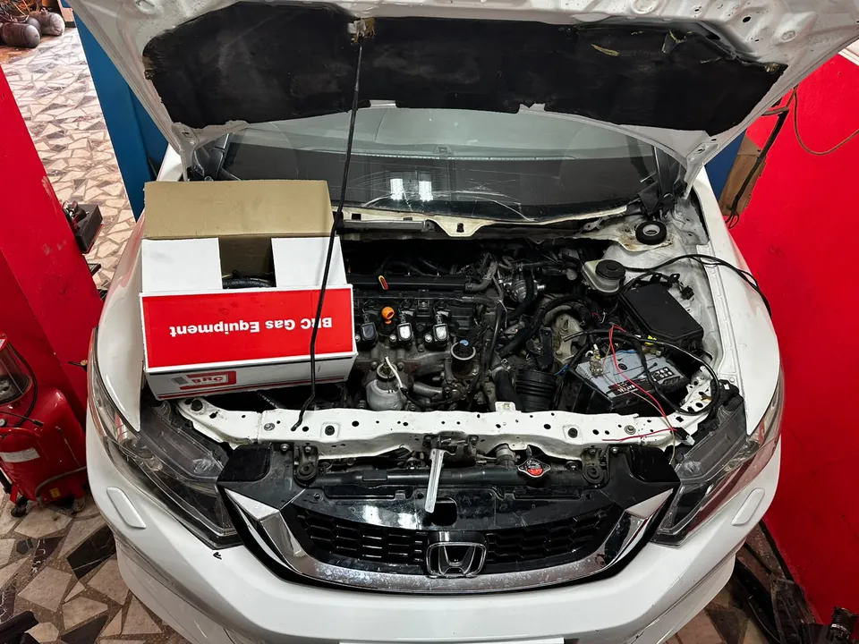 Motor bölmesinde LPG sistemi